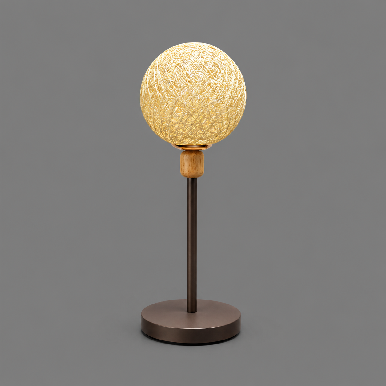 Woven Globe Table Lamp