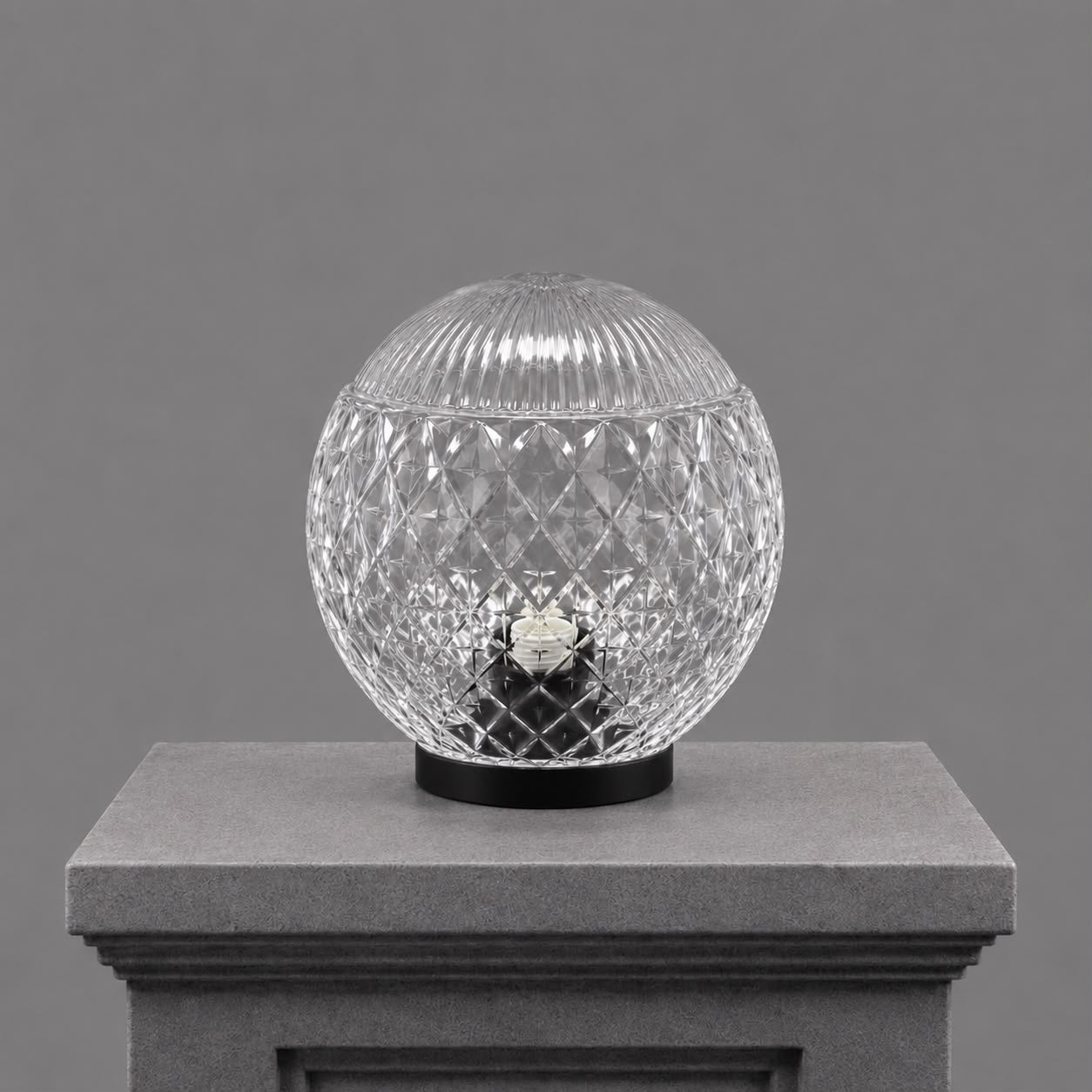 Diamond Globe Pillar E27